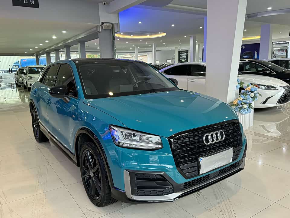 Audi Q2L Audi Q2L