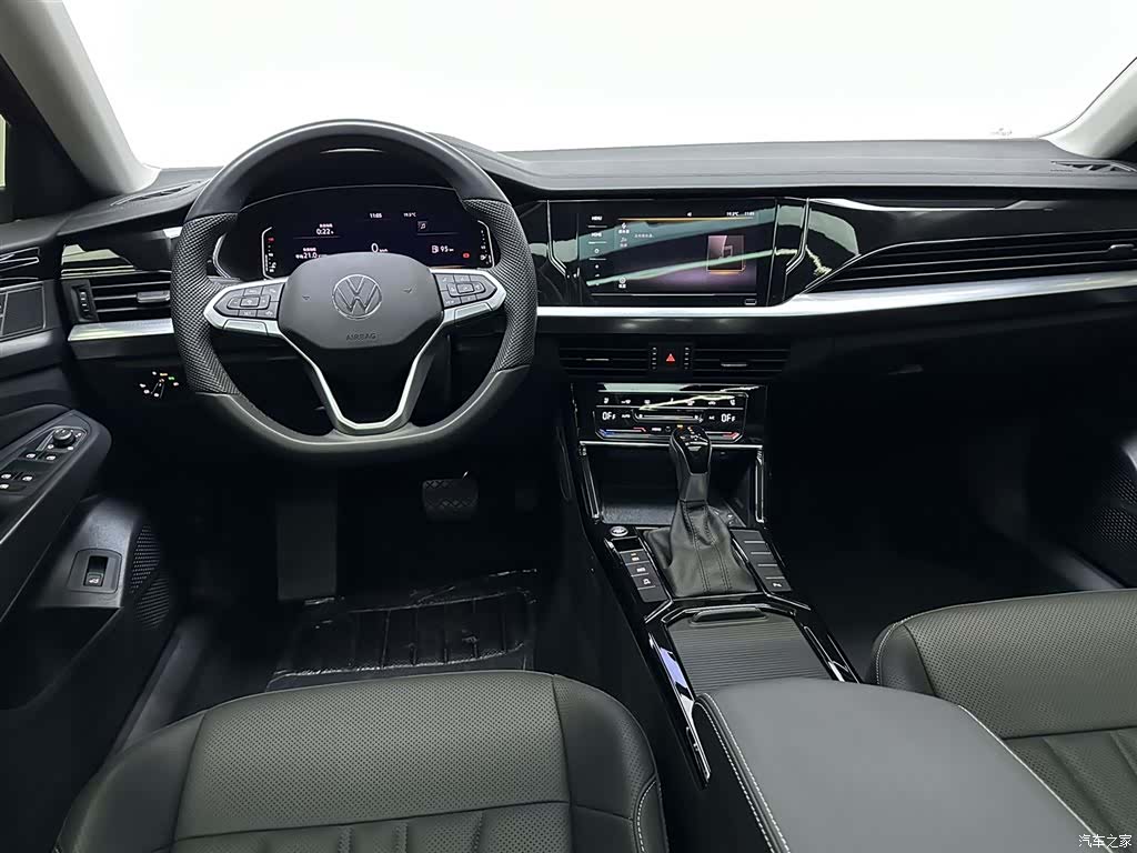 Volkswagen Passat, 2025 9