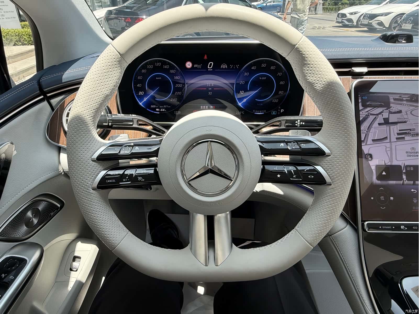 Mercedes-Benz EQE, 2025 9