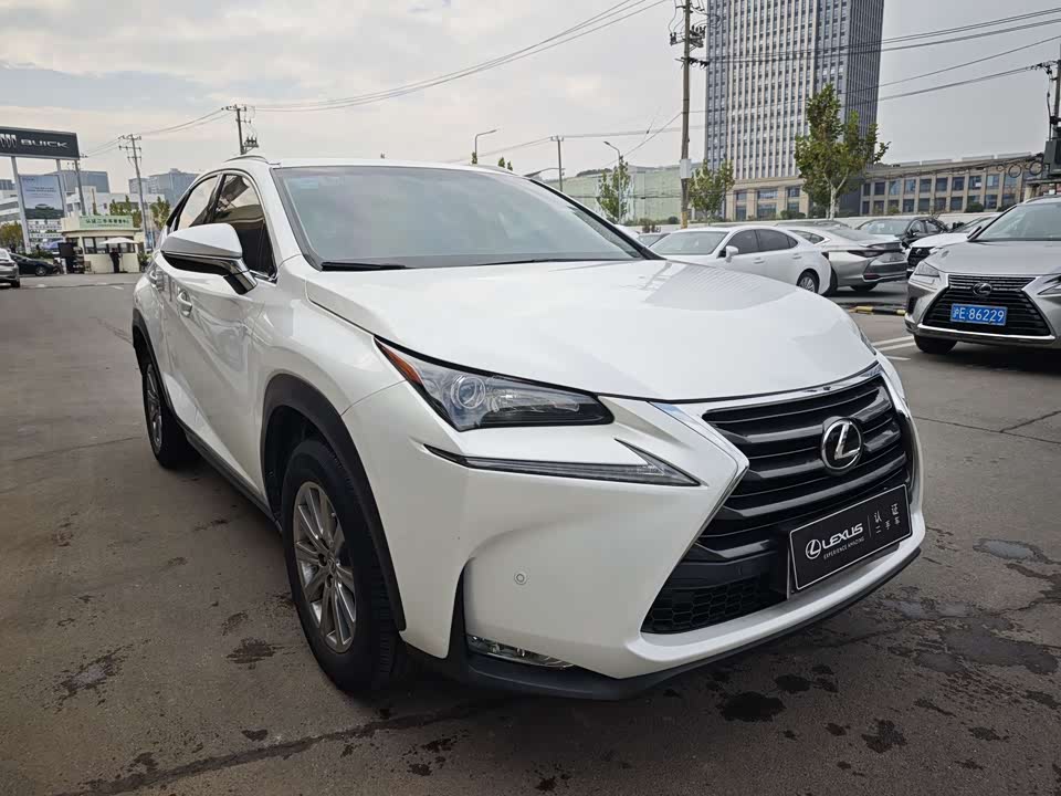 Lexus NX