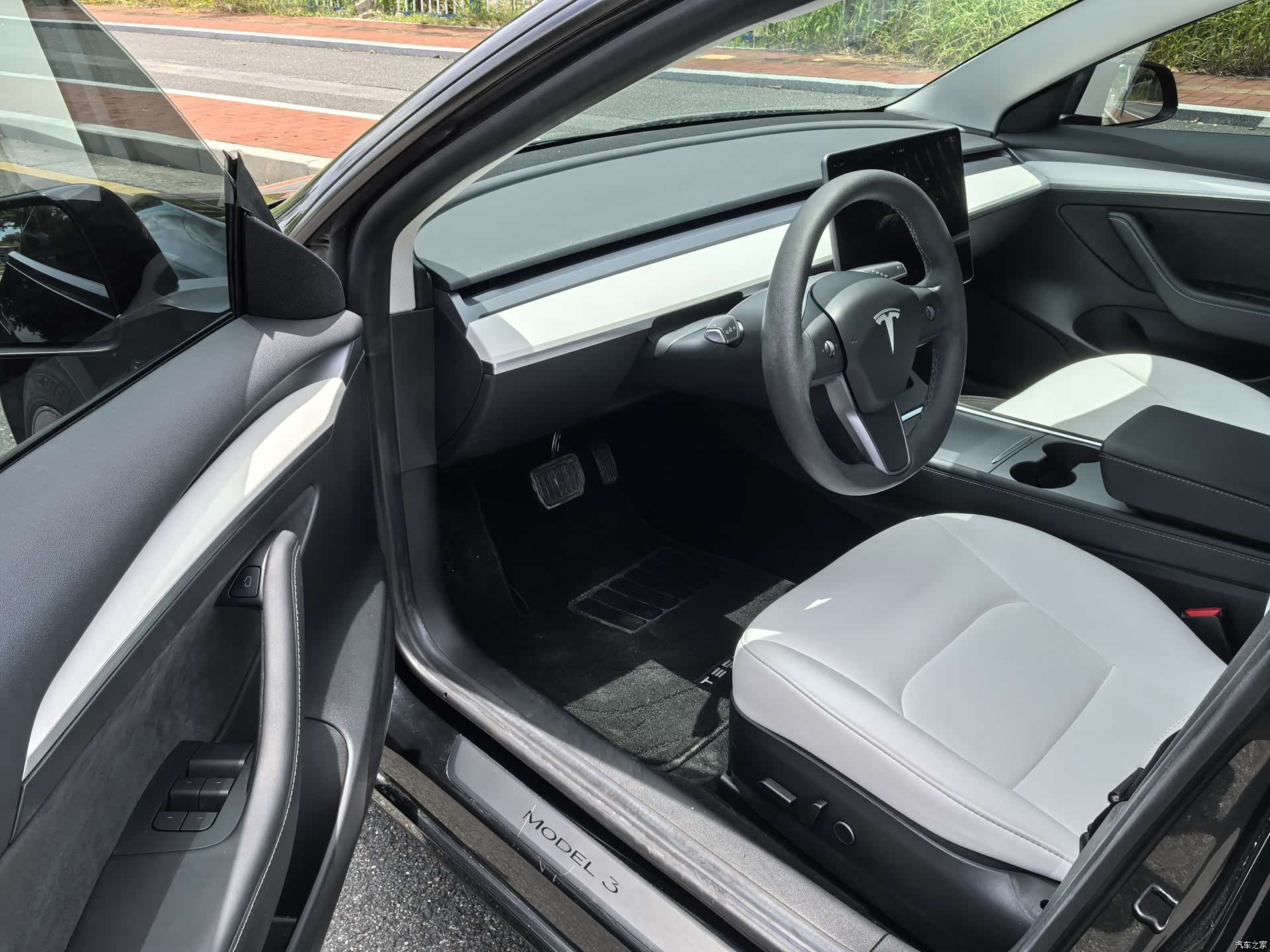 Tesla Model 3, 2022 6