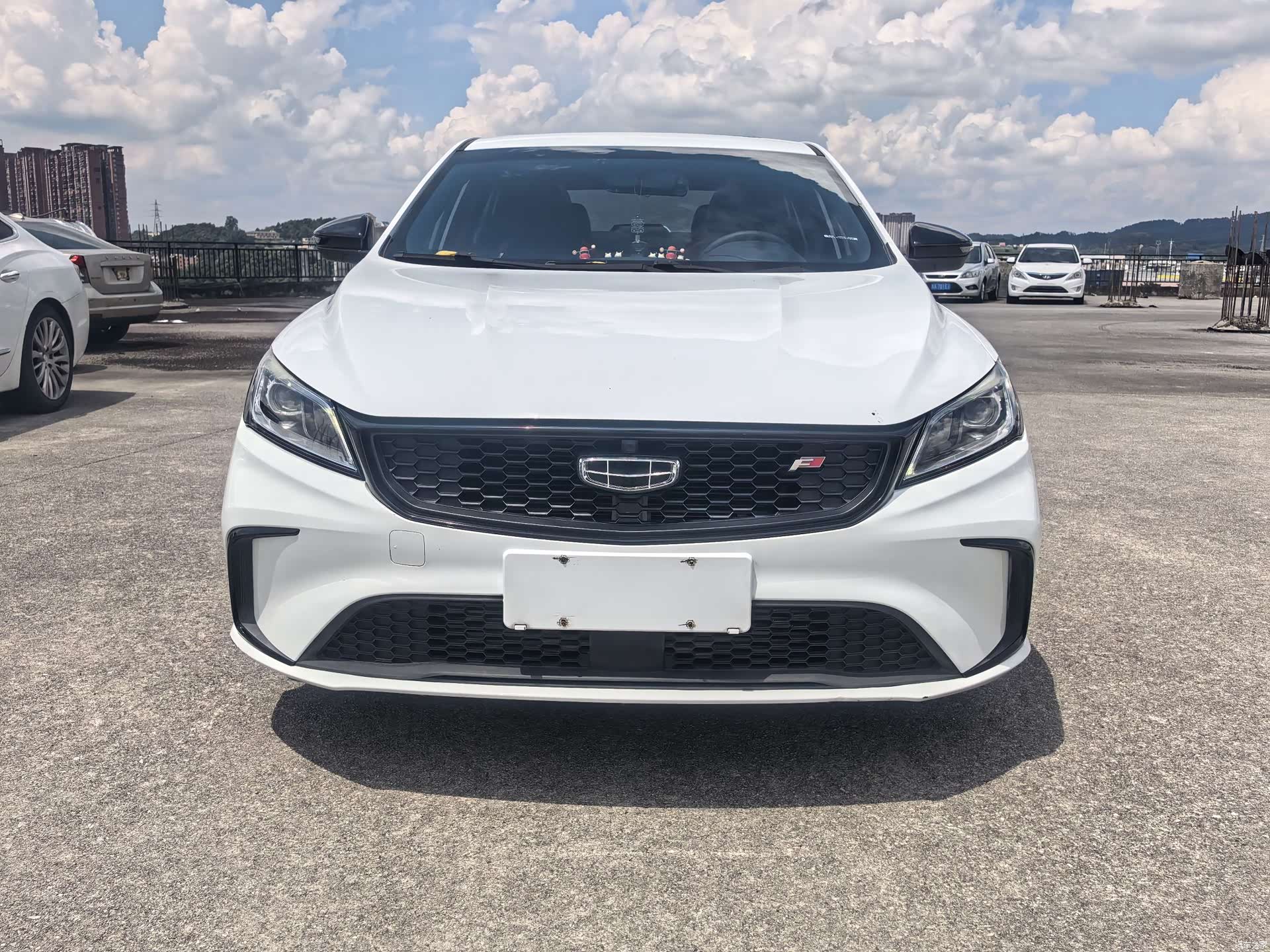 Geely Binray, 2021 2