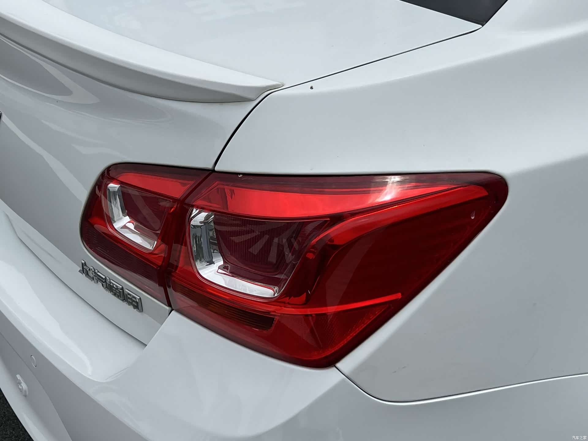 Chevrolet SE, 2016 16