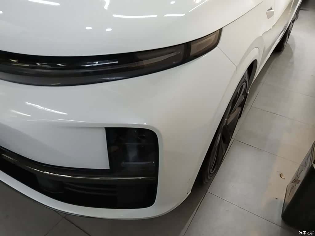 Li Auto L7, 2023 24