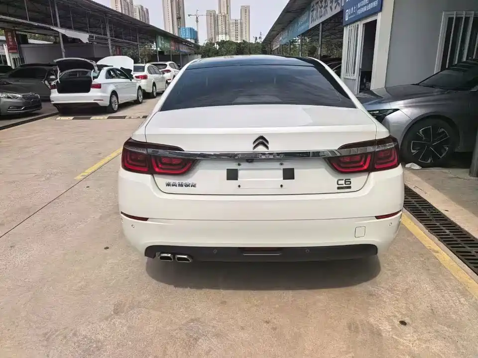 Citroen C6