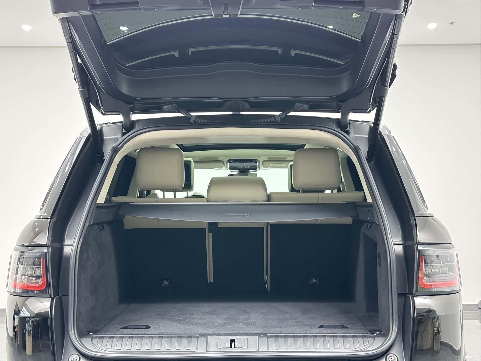 Land Rover Range Rover, 2023 20
