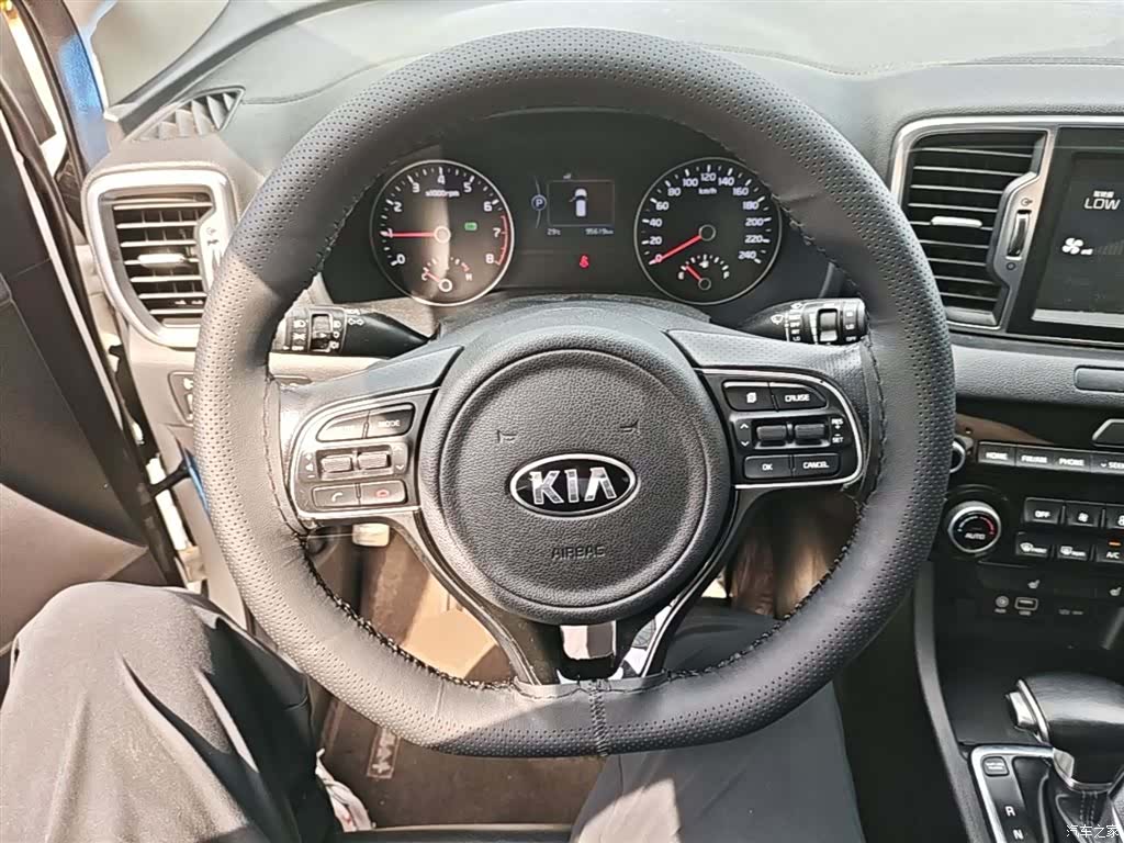 Kia KX5, 2018 11