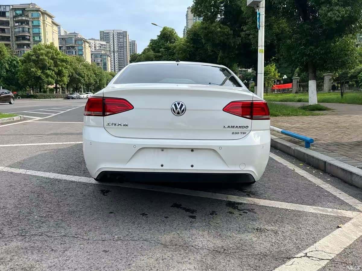 Volkswagen Lamando, 2016 7