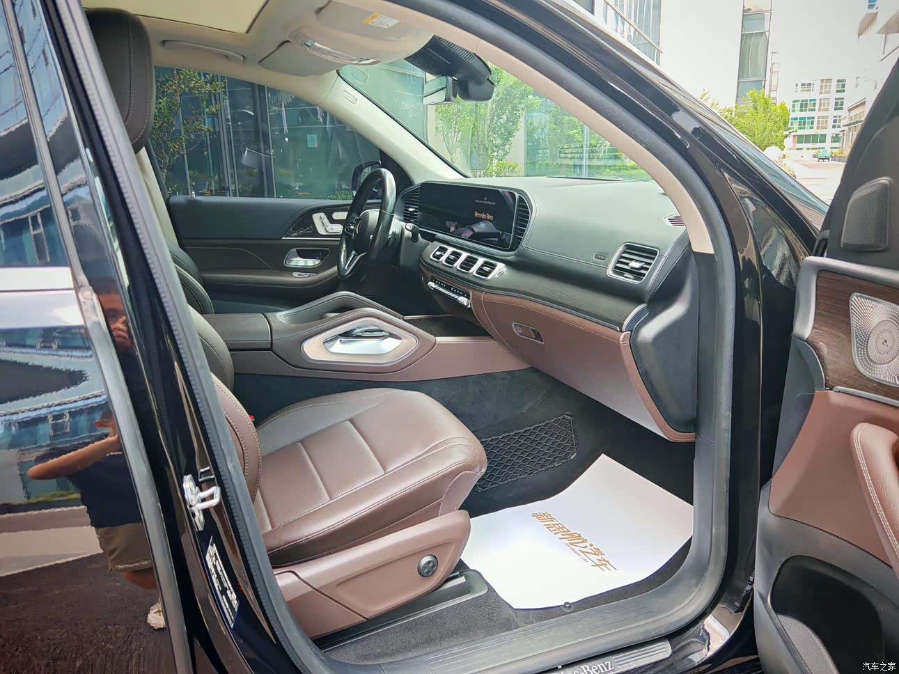 Mercedes-Benz GLS, 2021 12