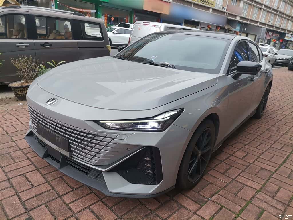 Changan UNI-V, 2022 2