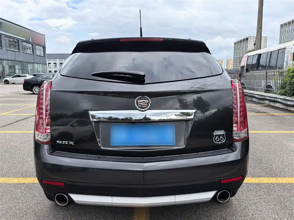 Cadillac SRX