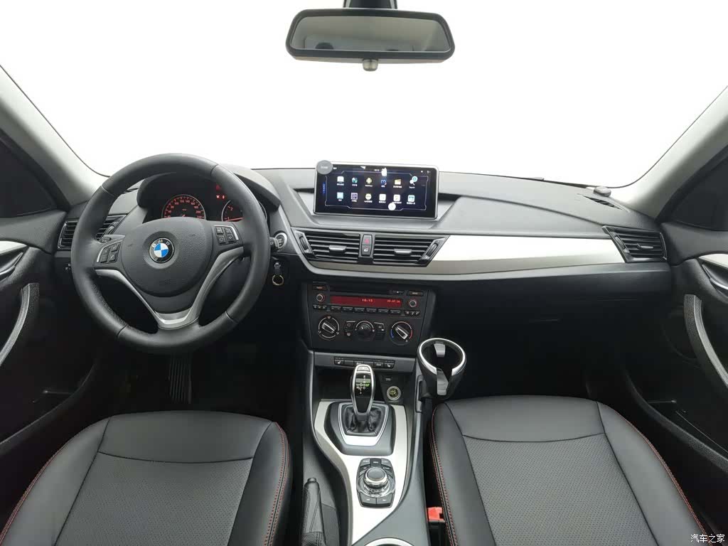 BMW X1, 2015 все фото
