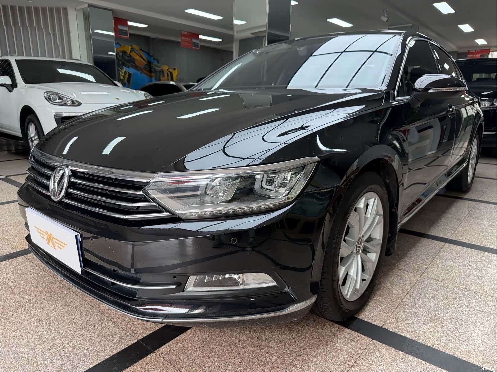 Volkswagen Magotan, 2019 1