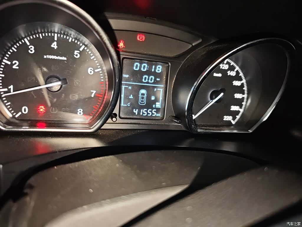 Zotye T600, 2015 8