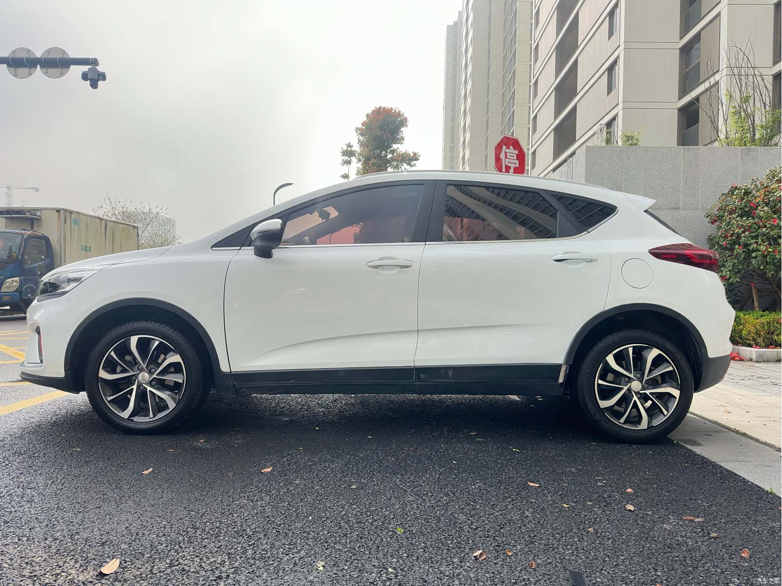 Geely Emgrand, 2020 8