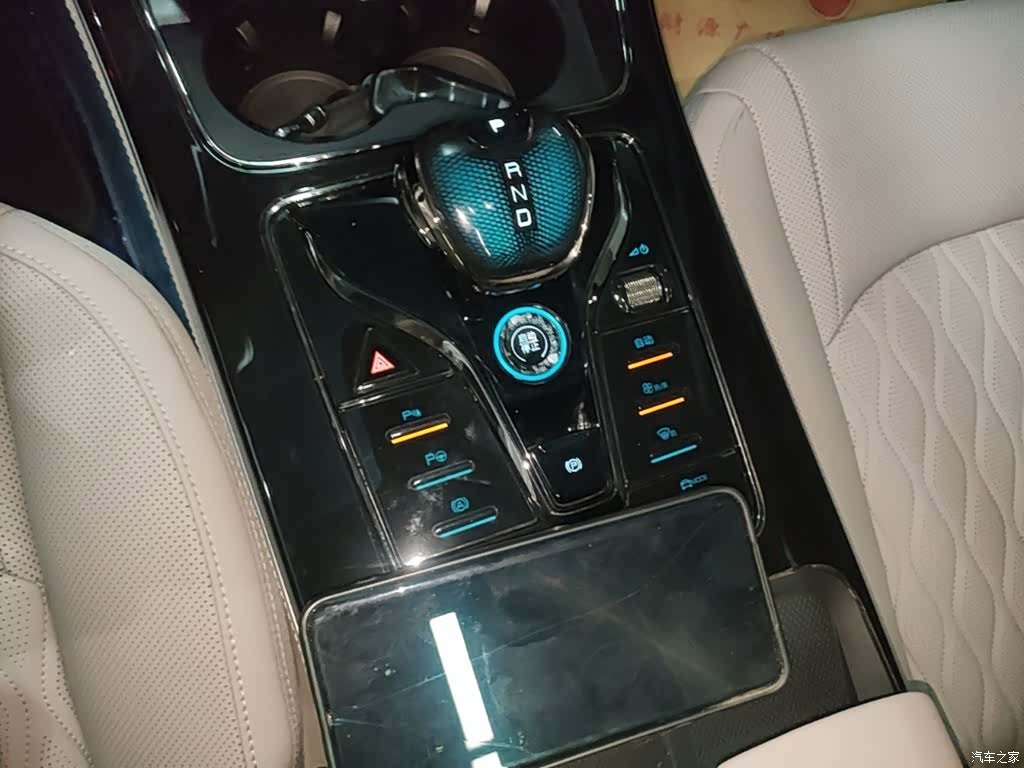 BYD Han, 2025 14
