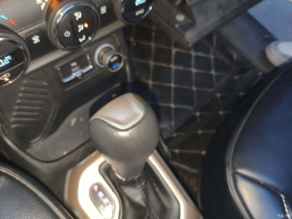 Jeep Renegade, 2017 15