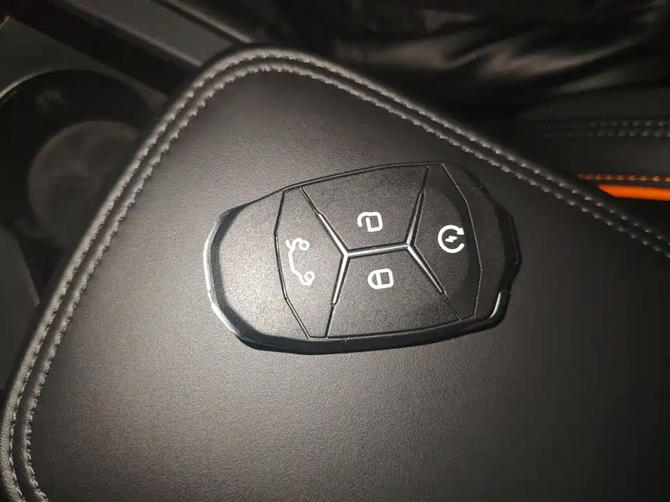 Lynk & Co 02 Hatchback