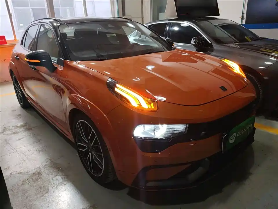 Lynk & Co 02 Hatchback