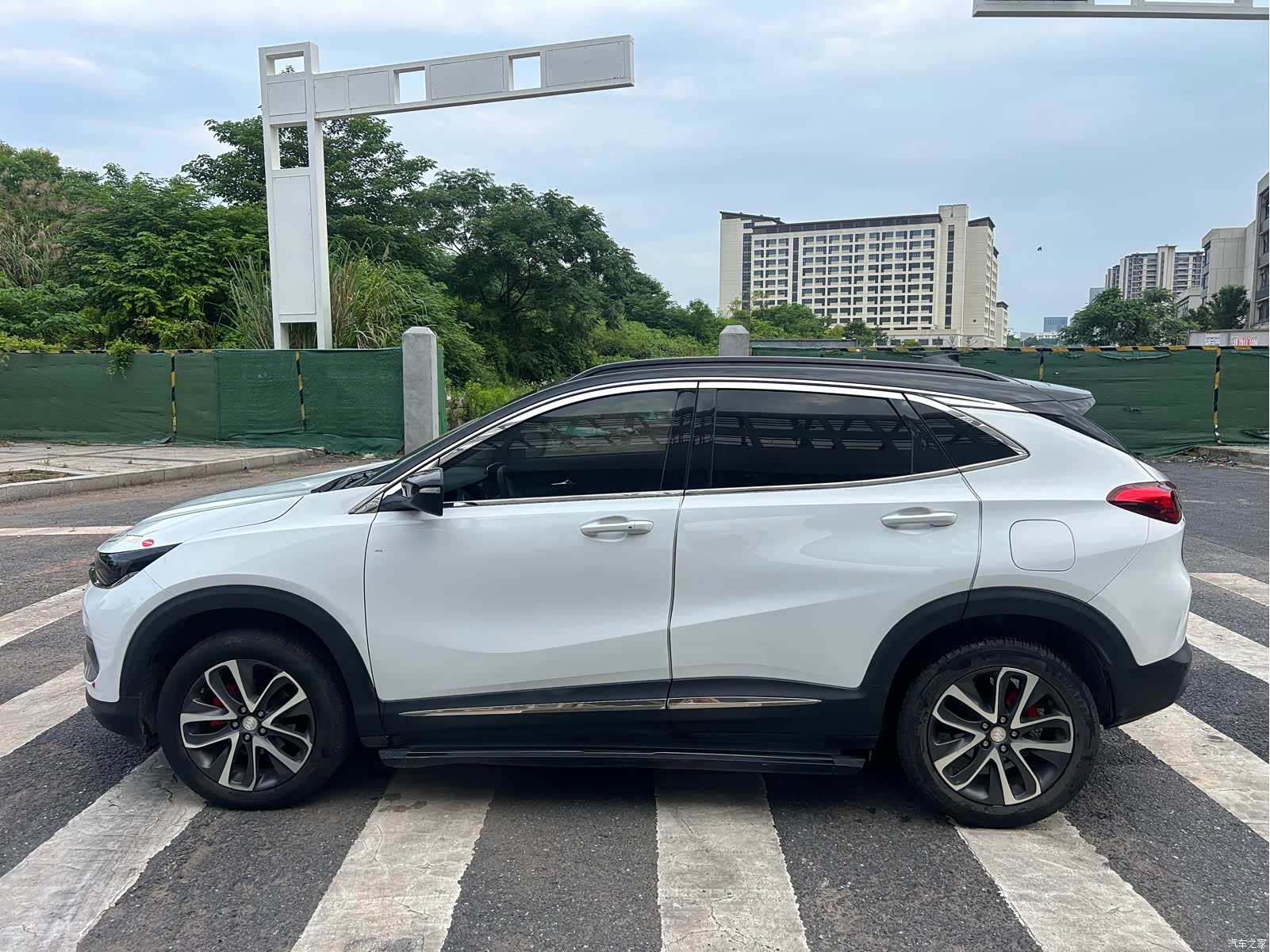 Buick Encore, 2020 3