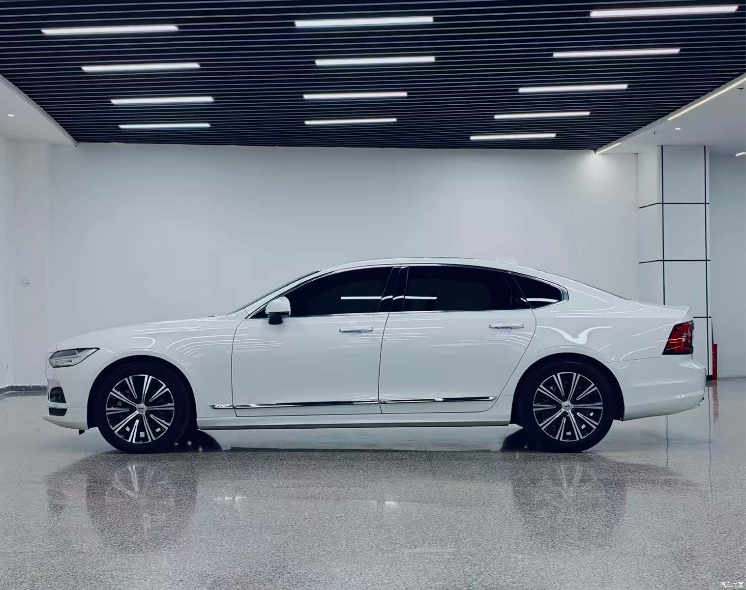 Volvo S90, 2021 3