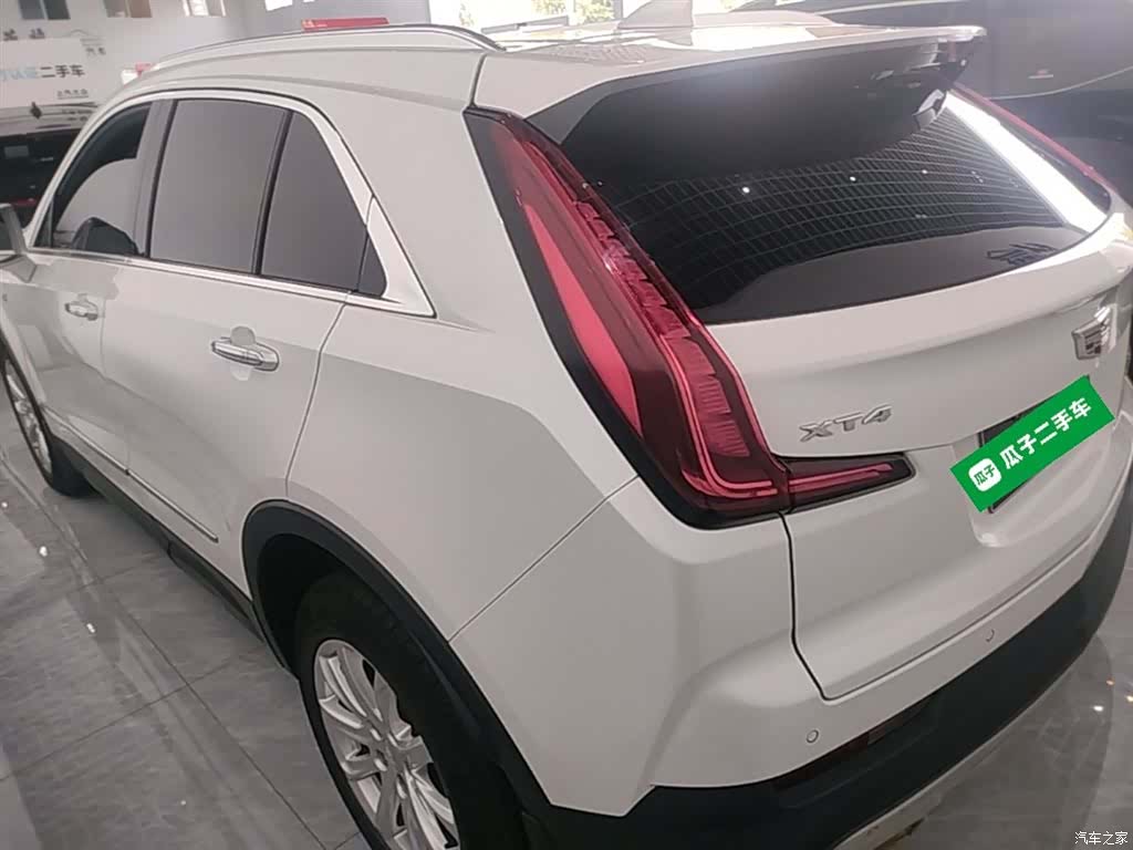 Cadillac XT4, 2022 все фото