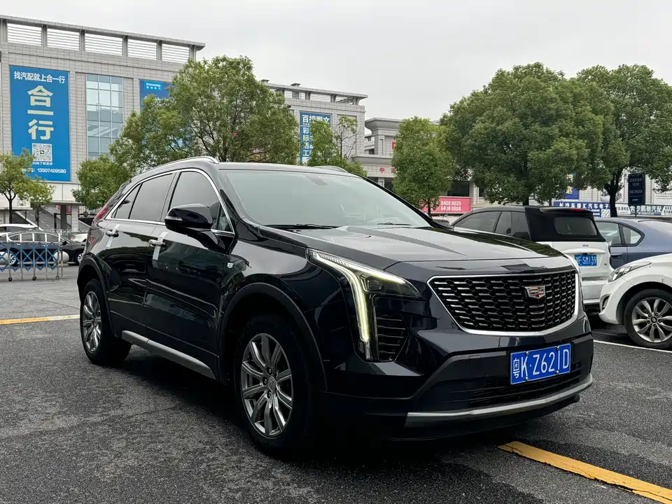 Cadillac XT4
