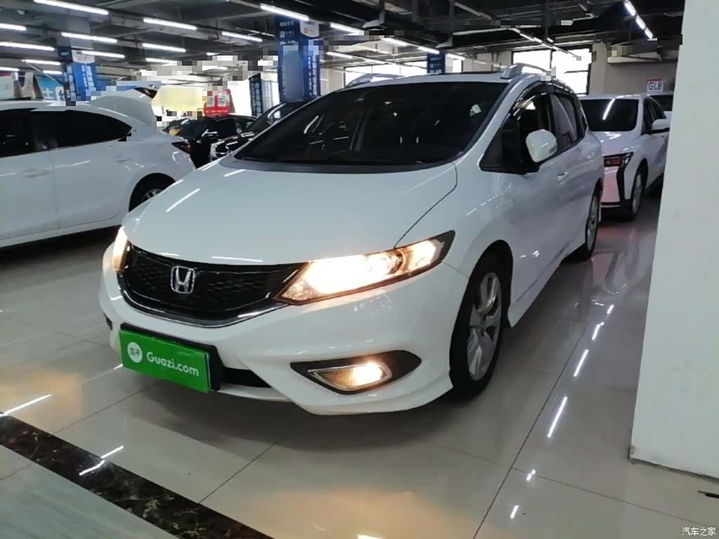 Honda Jade, 2015 1