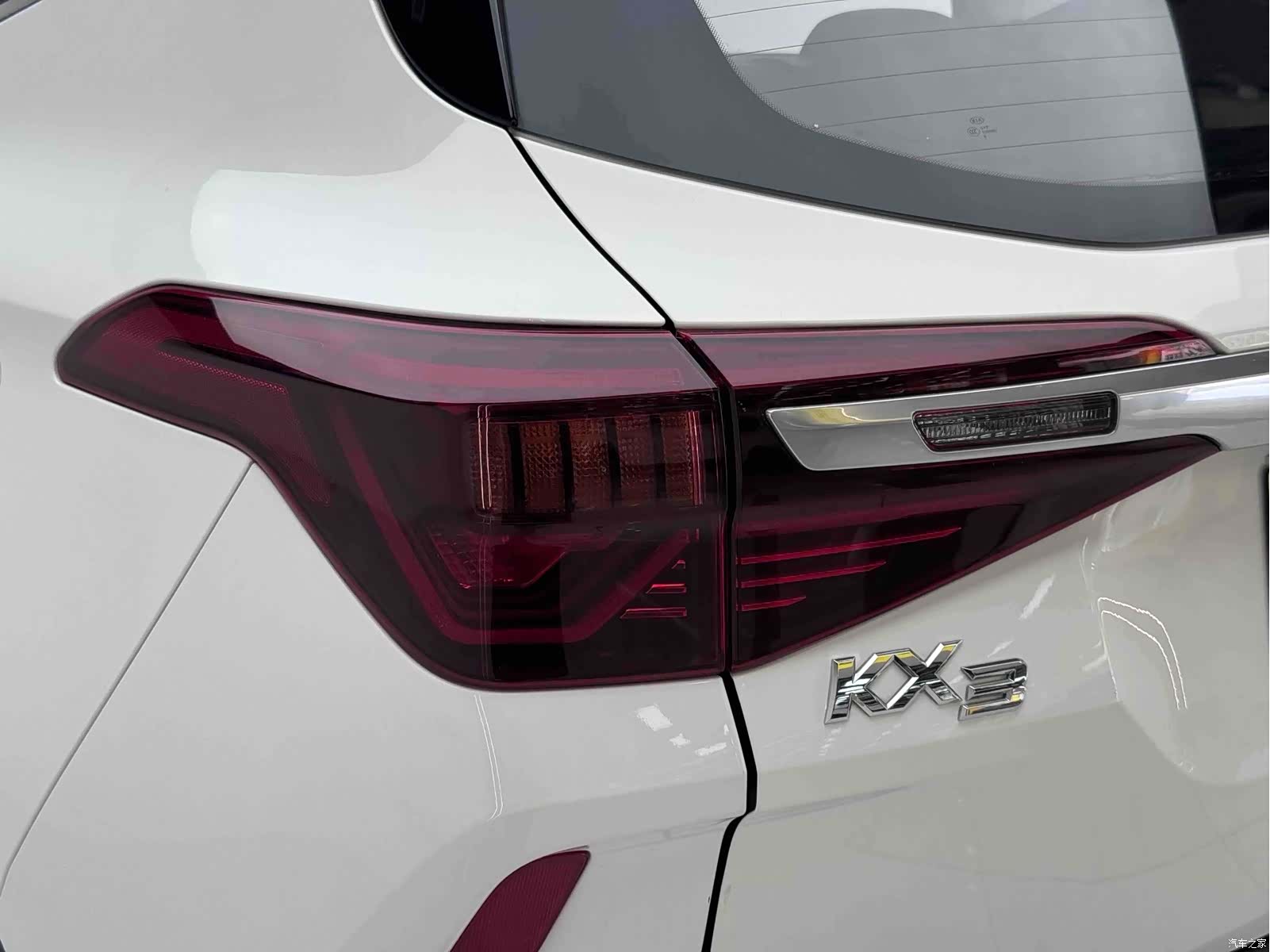 Kia KX3, 2020 13
