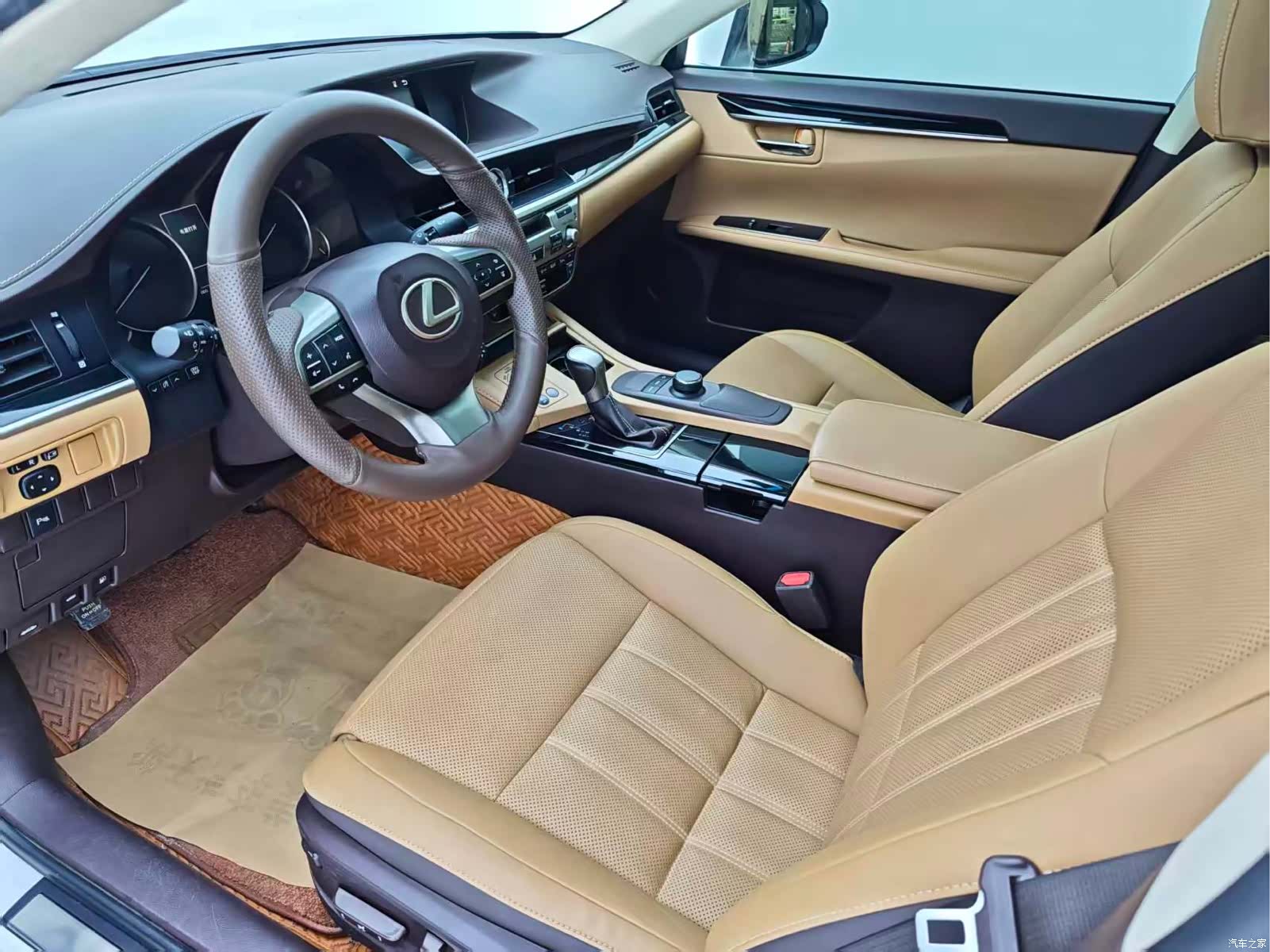 Lexus ES, 2016 6