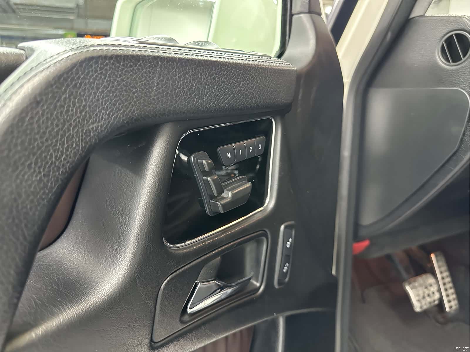 Mercedes-Benz G-Class, 2013 15