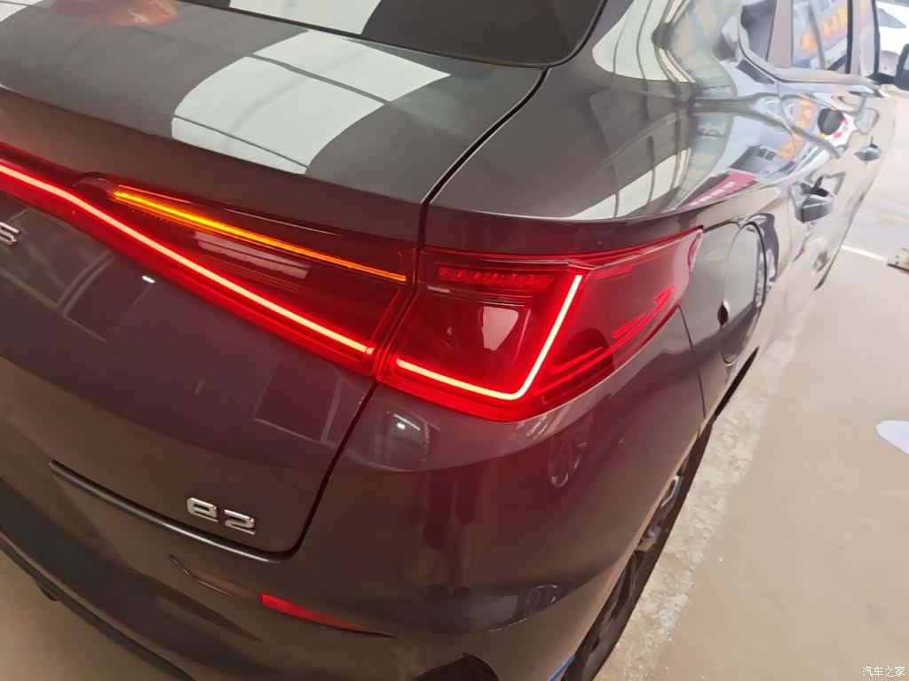 BYD E2, 2020 8