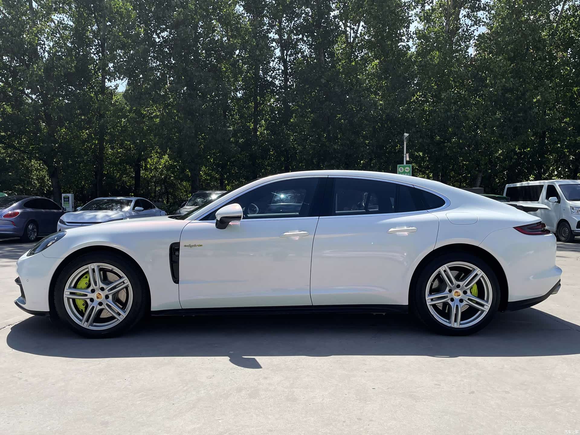 Porsche Panamera, 2019 12