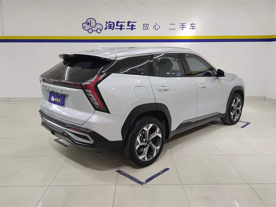 Geely Atlas L