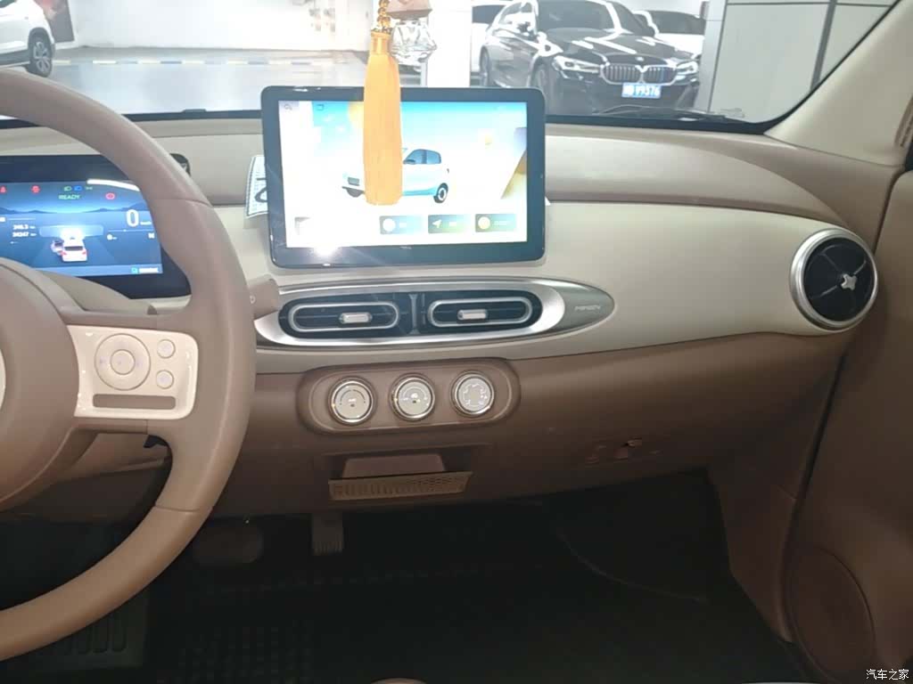Wuling MINIEV, 2025 13