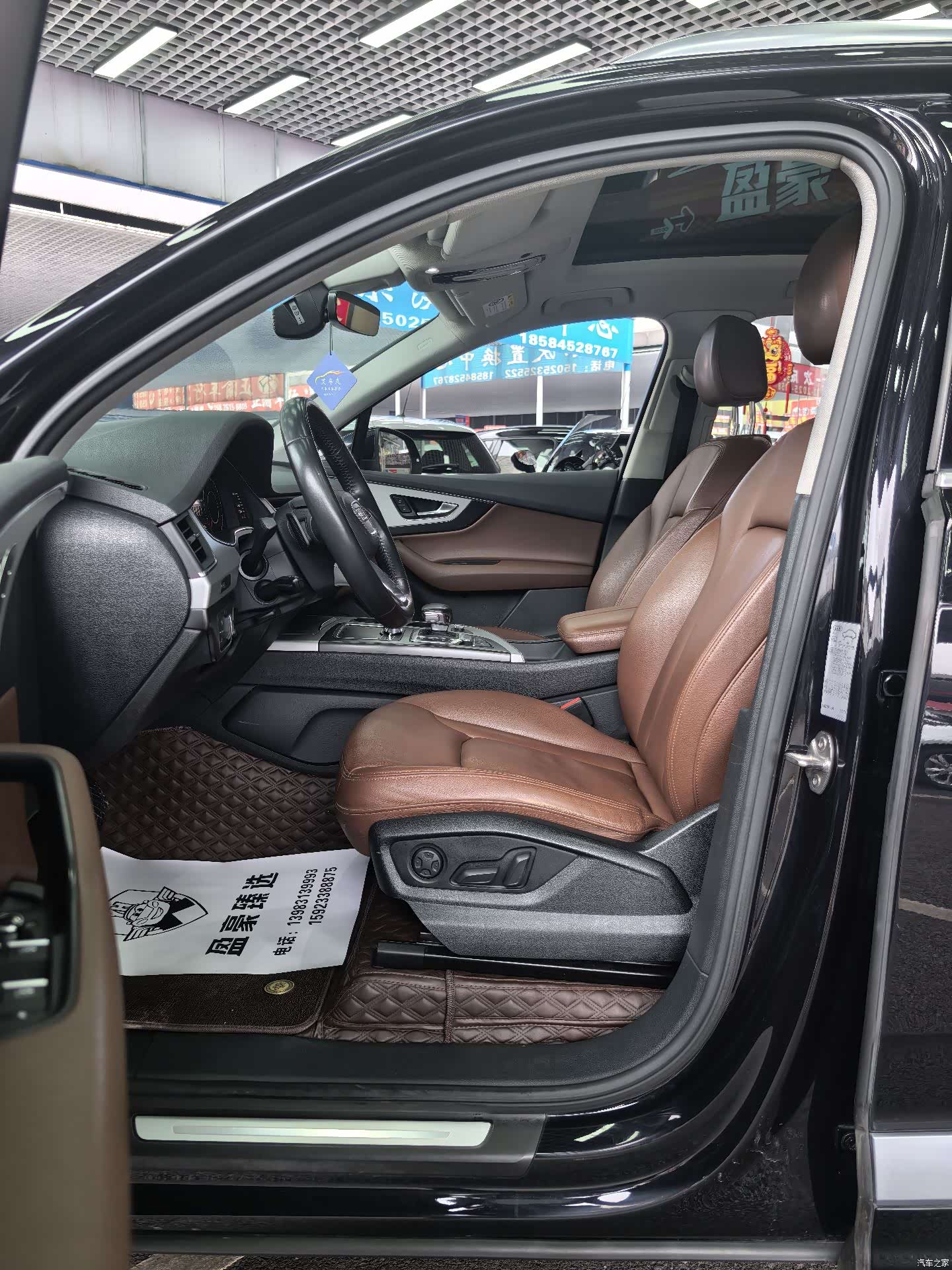 Audi Q7, 2019 все фото