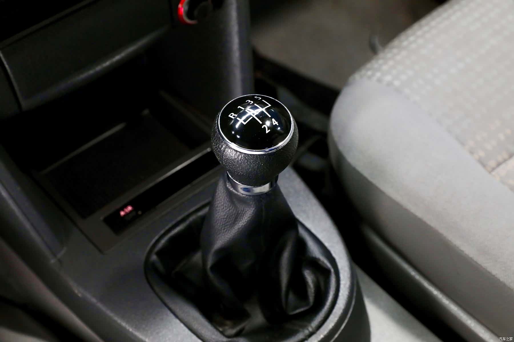 Volkswagen 5, 2007 12