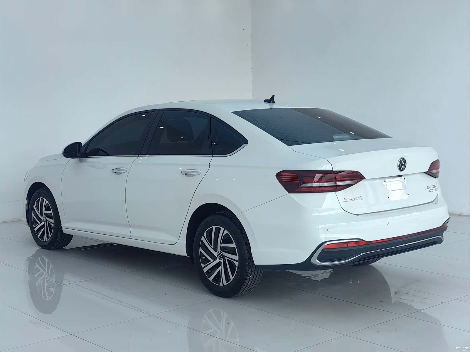 Volkswagen Lavida, 2023 4