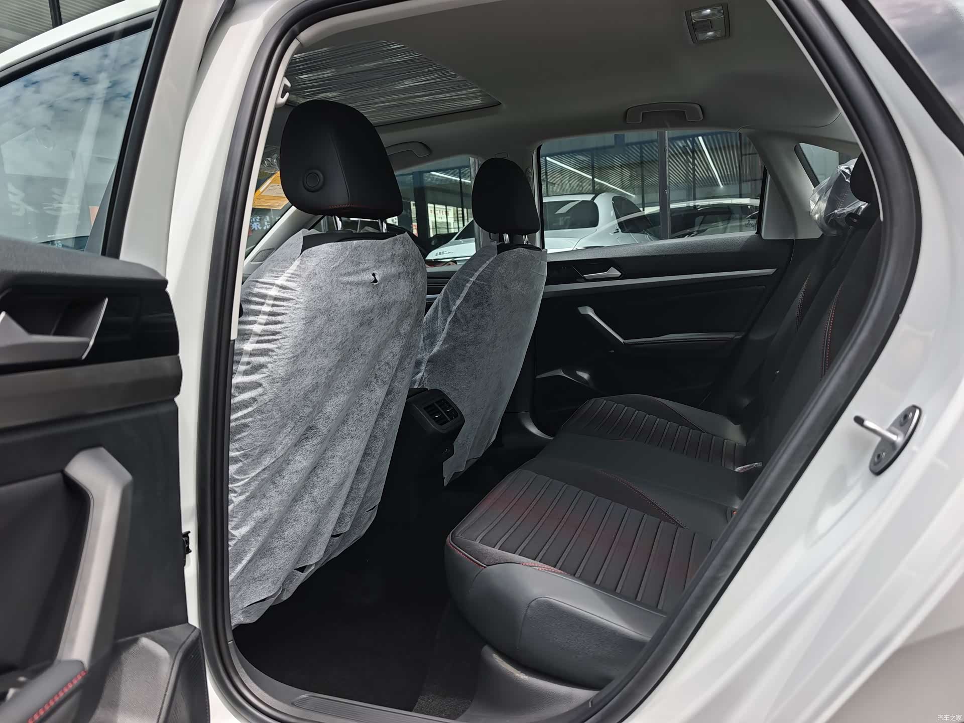 Volkswagen Lavida, 2026 все фото