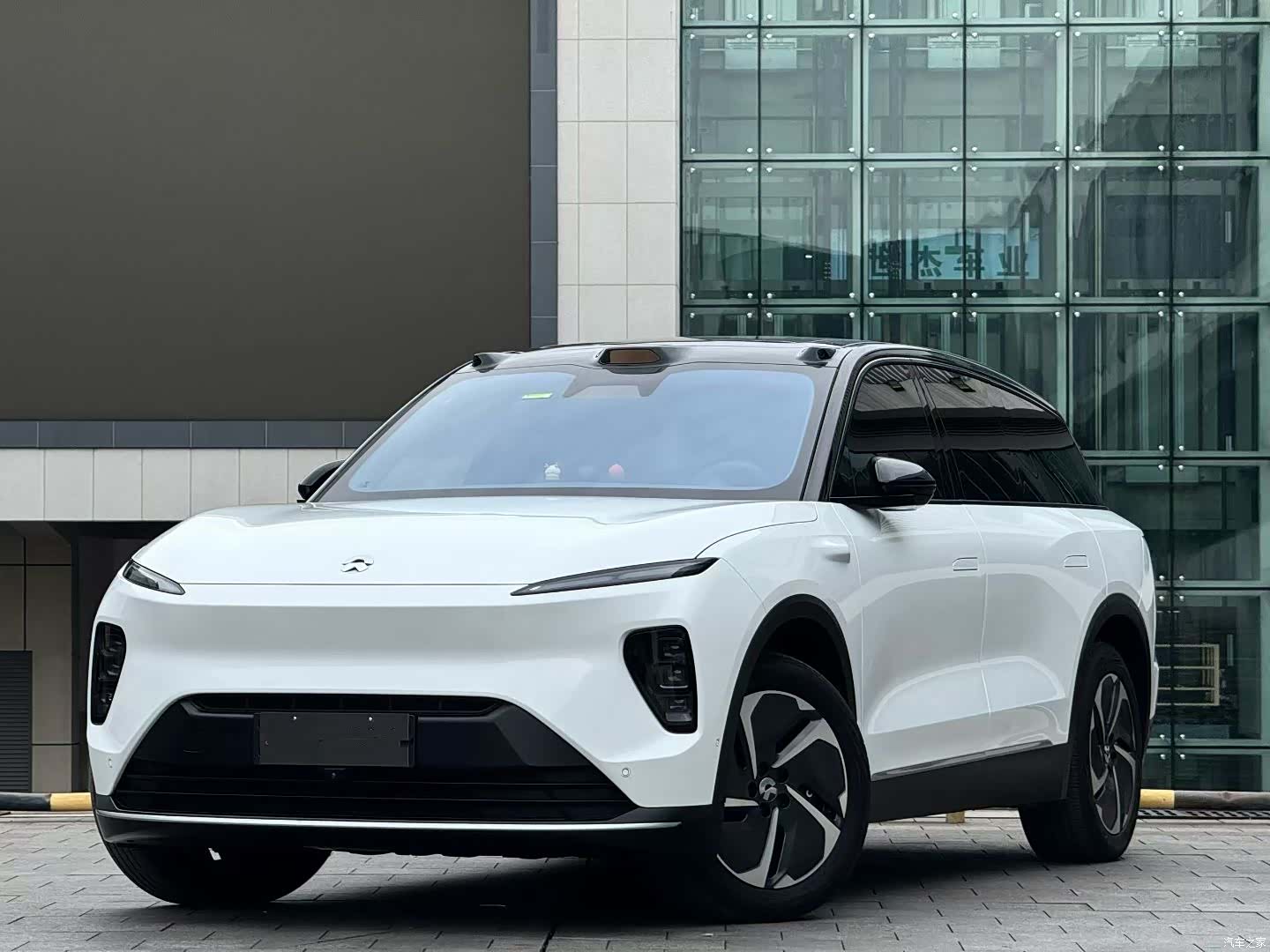 NIO ES8, 2023 1