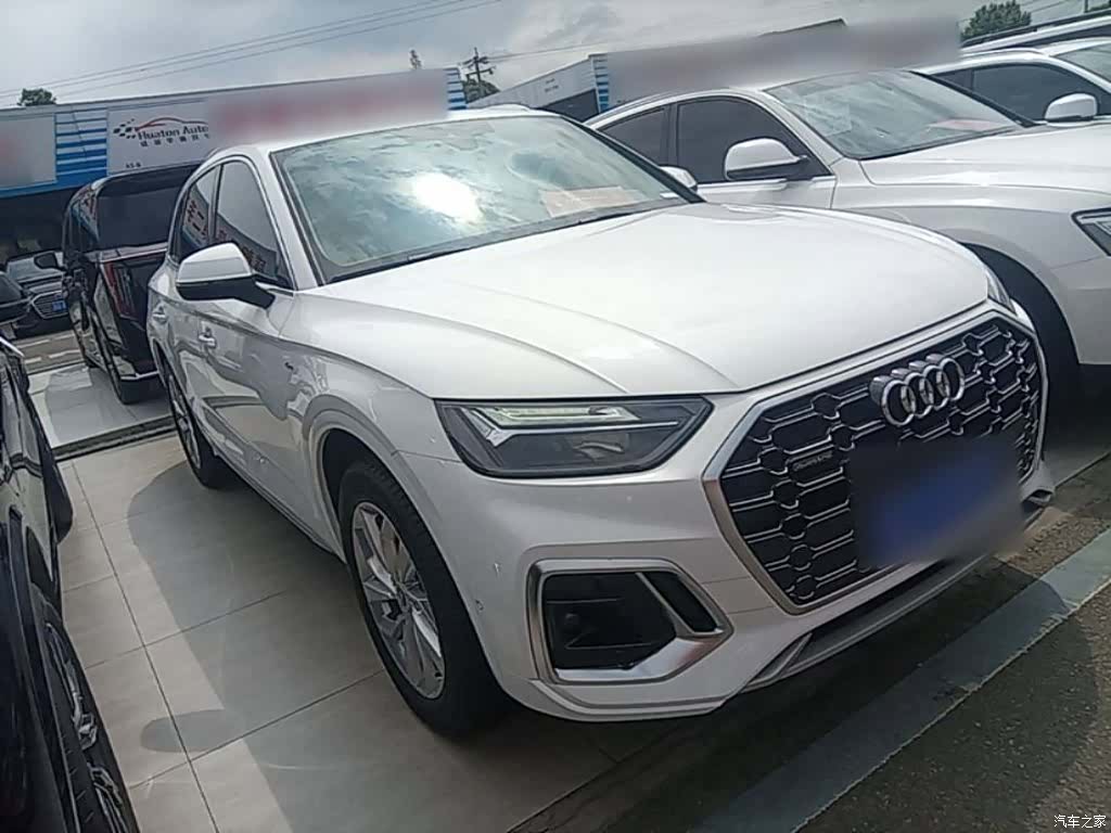 Audi Q5L, 2022 4