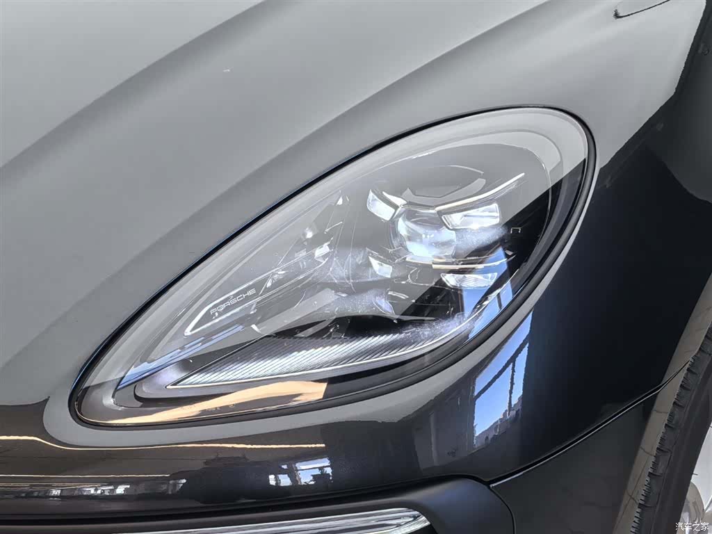 Porsche Macan, 2024 33