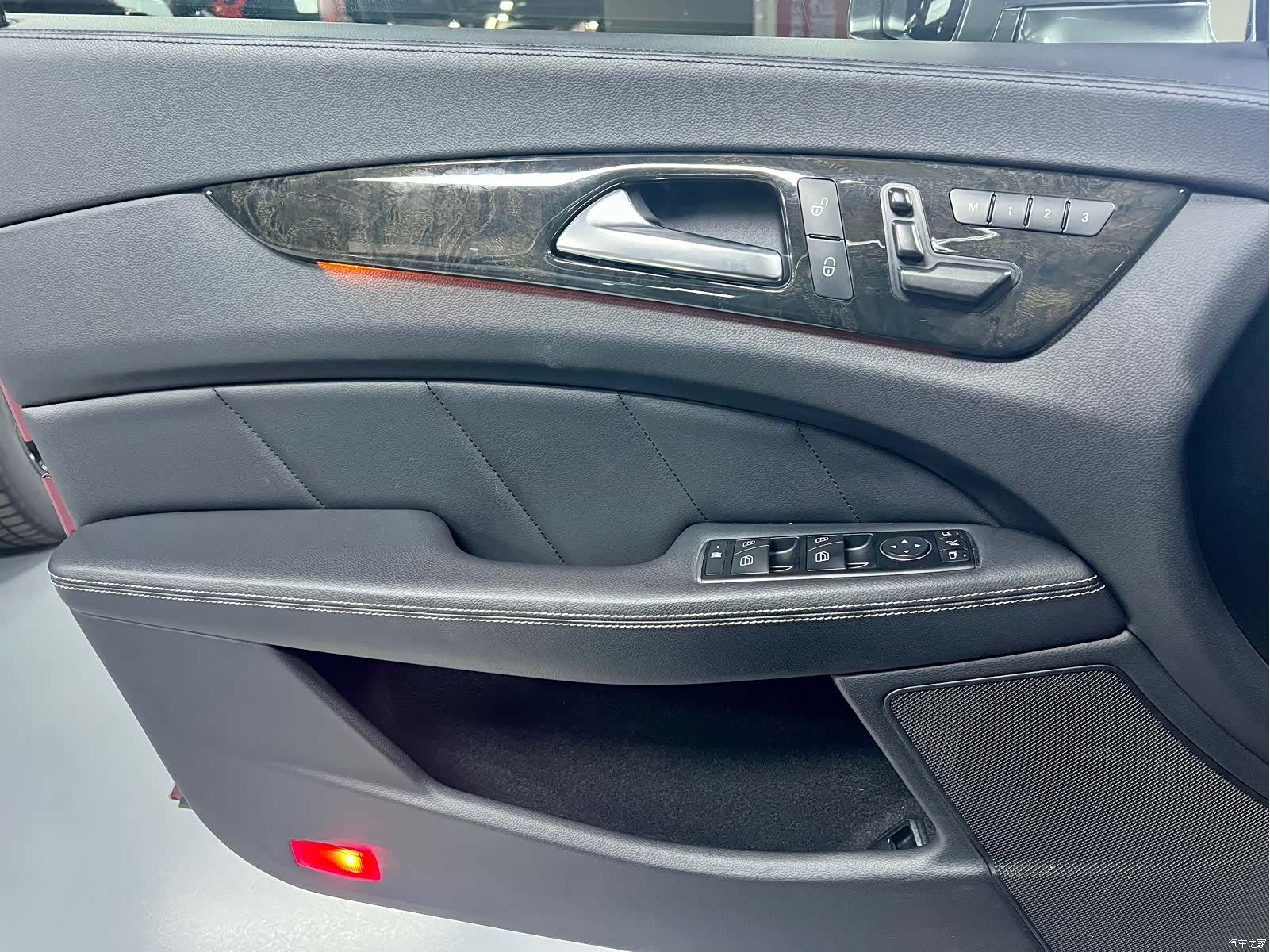 Mercedes-Benz CLS, 2013 12