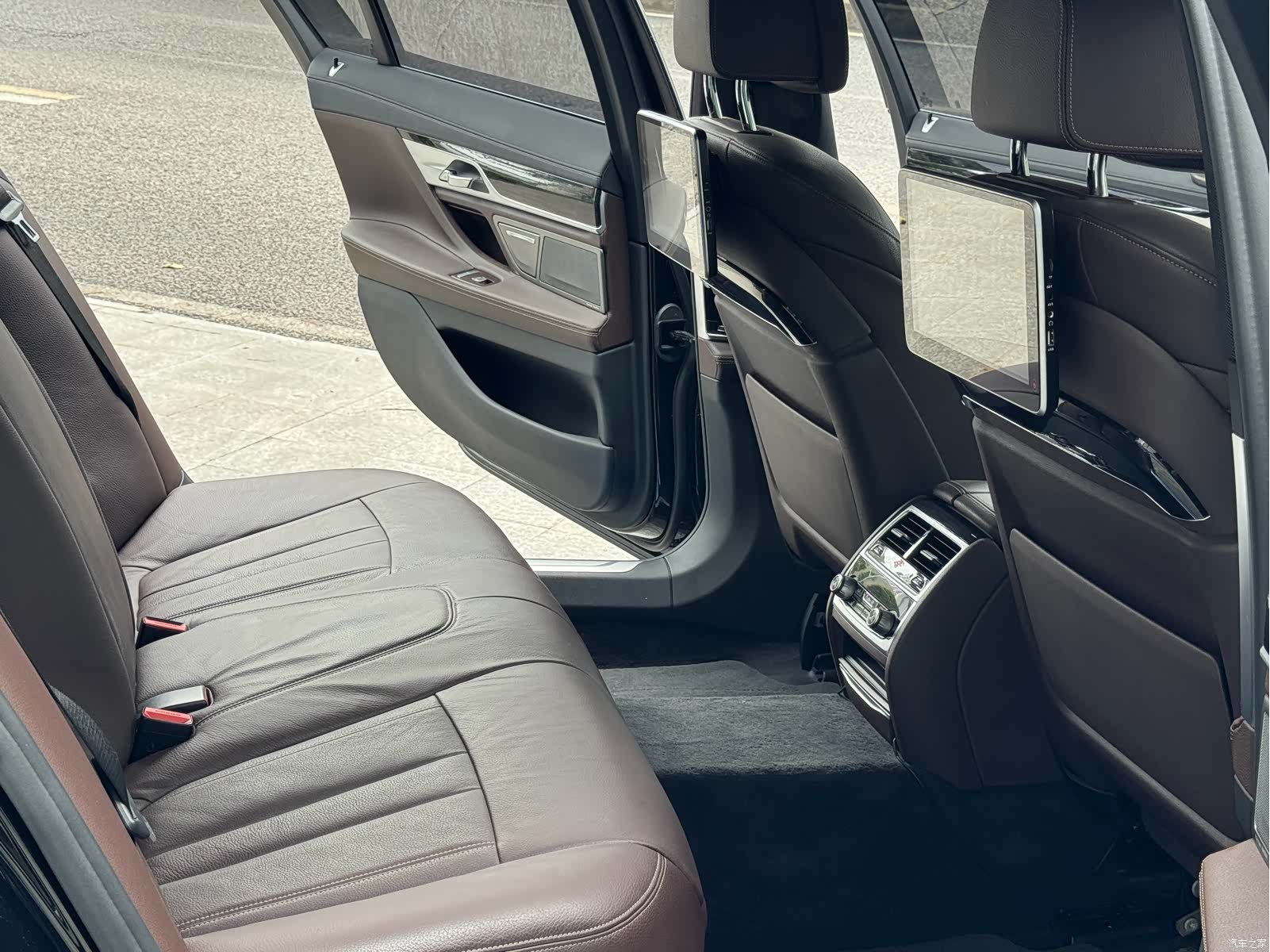 BMW 7 Series, 2018 6