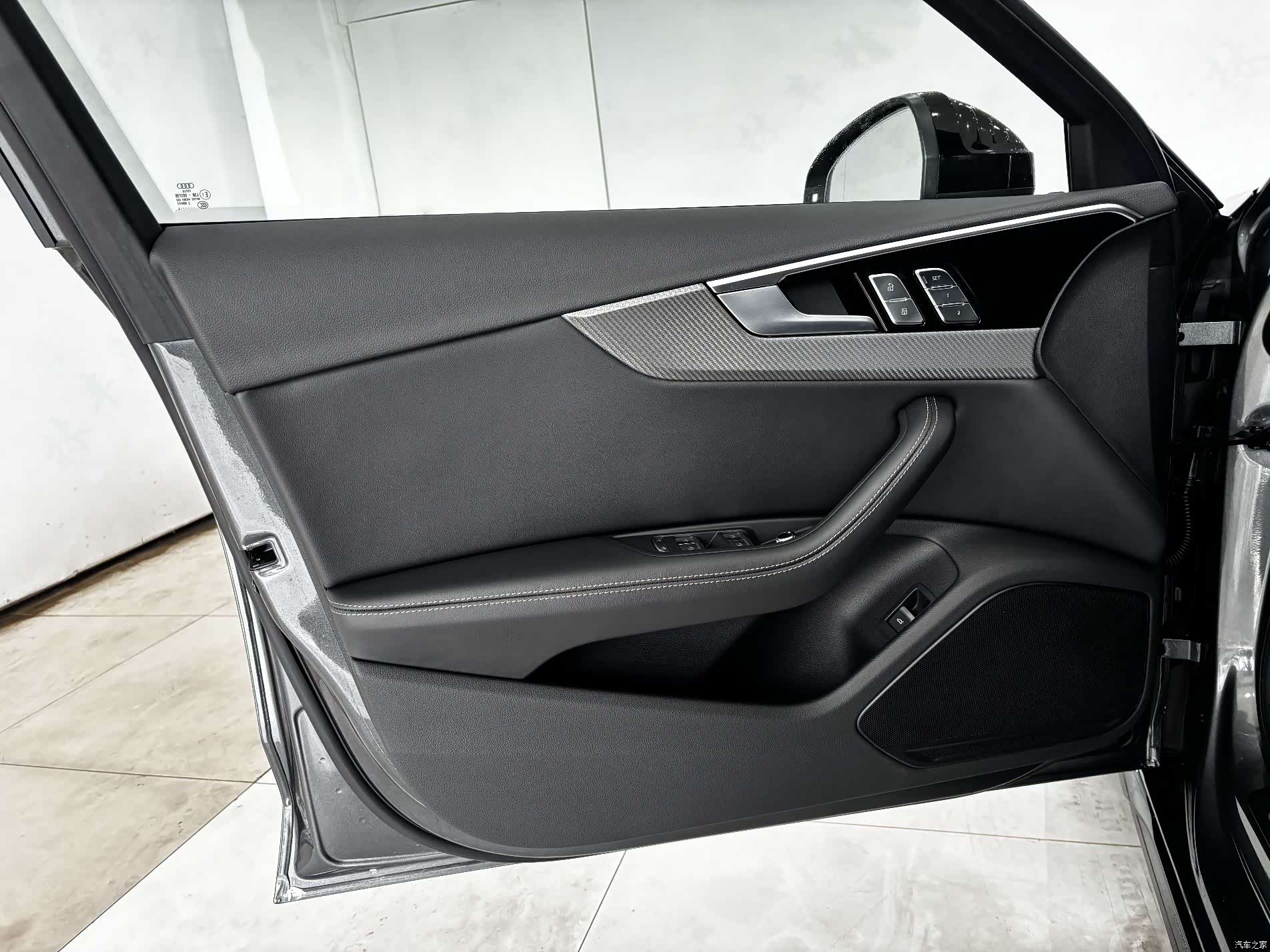 Audi A4L, 2024 11
