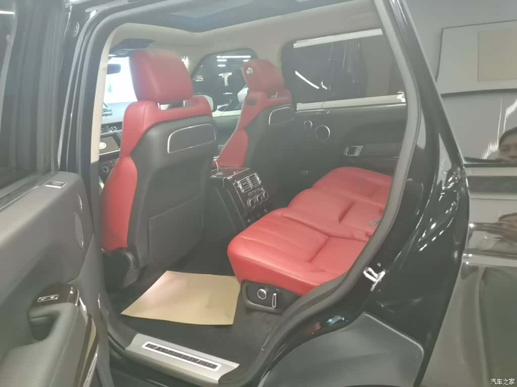 Land Rover Range Rover, 2018 17