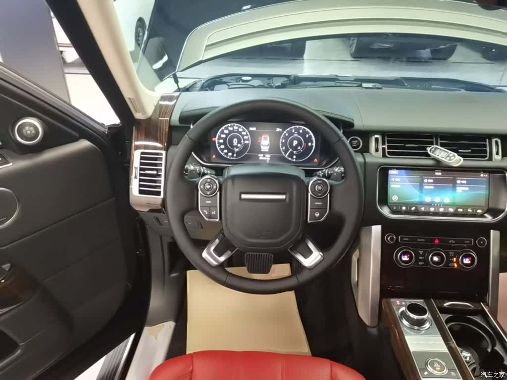 Land Rover Range Rover, 2018 11