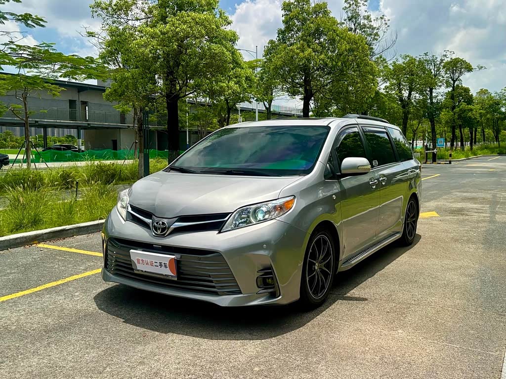 Toyota SIENNA
