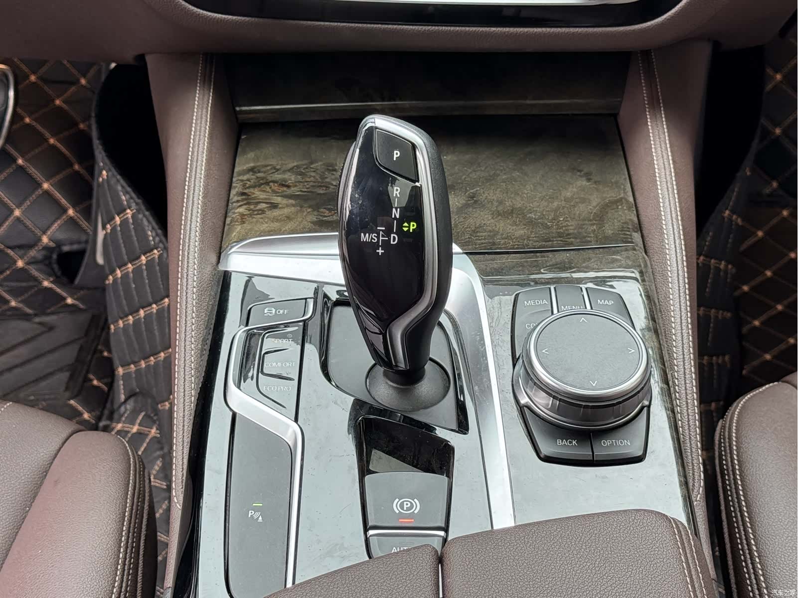 BMW 5 Series, 2018 11