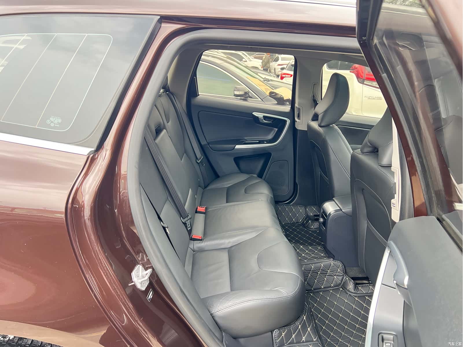 Volvo XC60, 2016 17